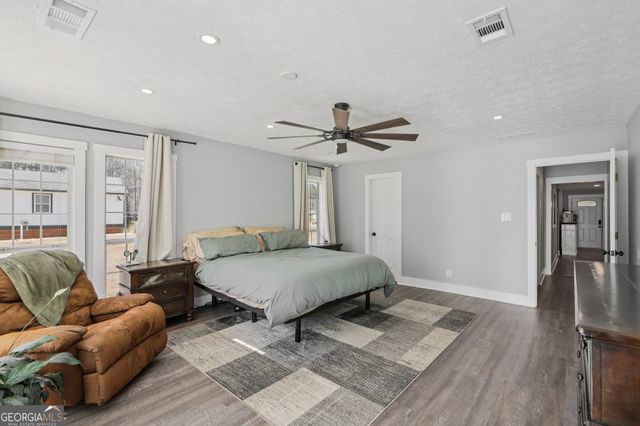 691 Earl North Road, Newnan, GA 30263