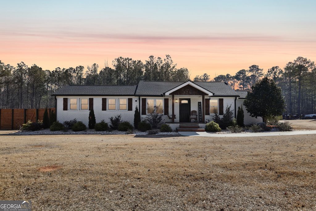 691 Earl North Road, Newnan, GA 30263