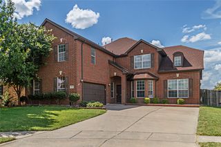 5311 Hockley Drive, Grand Prairie, TX 75052