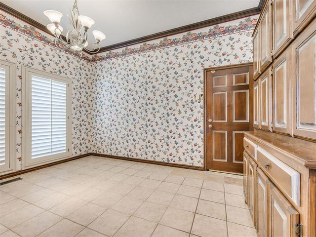 3600 Chestnut Ridge Road, Oklahoma City, OK 73120