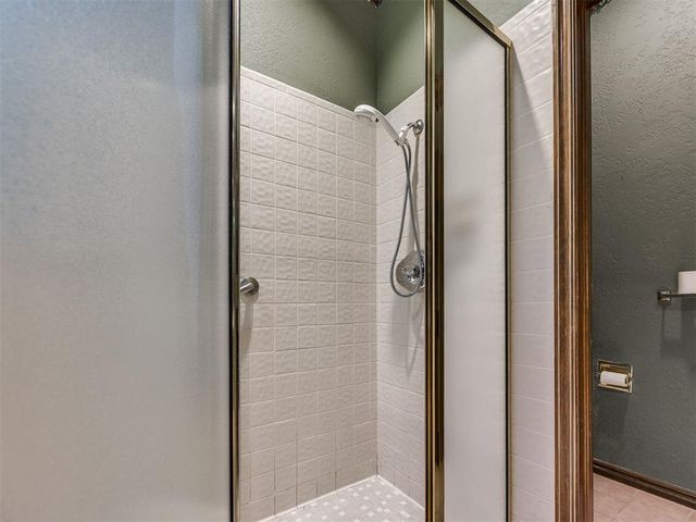 3600 Chestnut Ridge Road, Oklahoma City, OK 73120