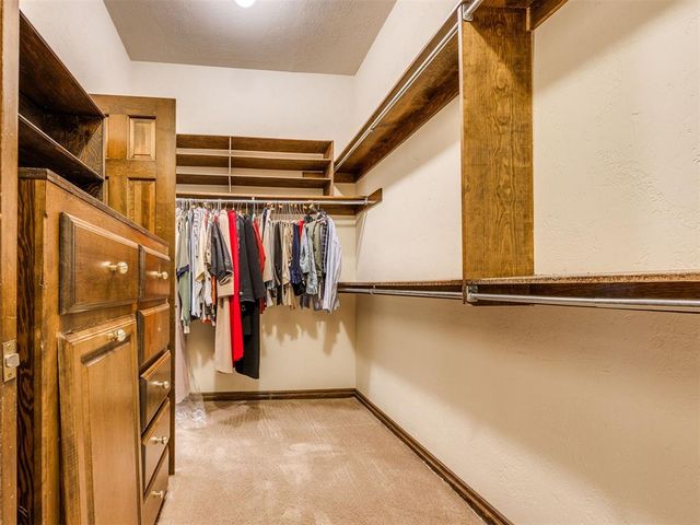 3600 Chestnut Ridge Road, Oklahoma City, OK 73120