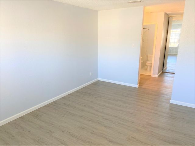 13014 Leader Street 936, Houston, TX 77072