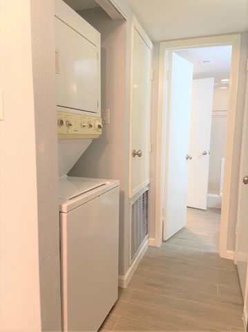 13014 Leader Street 936, Houston, TX 77072