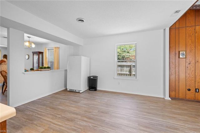 136 Tower DR, Virginia Beach, VA 23462