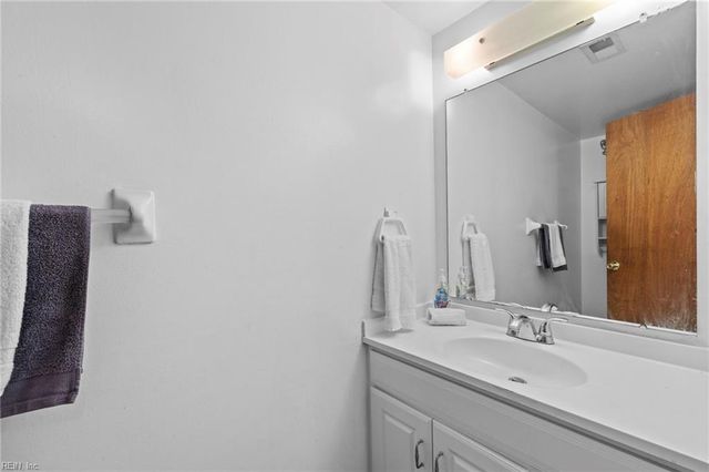 136 Tower DR, Virginia Beach, VA 23462