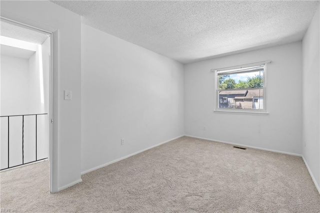 136 Tower DR, Virginia Beach, VA 23462