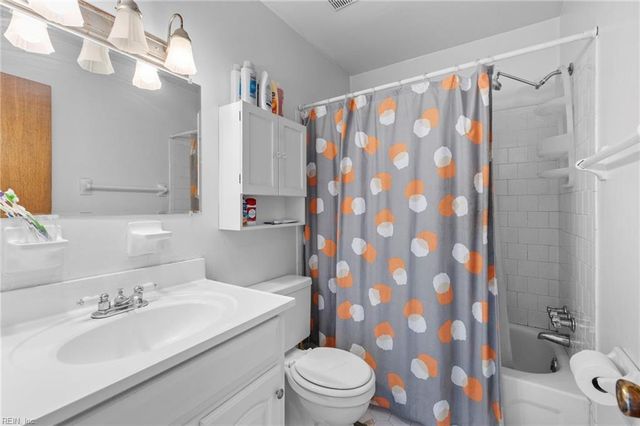 136 Tower DR, Virginia Beach, VA 23462