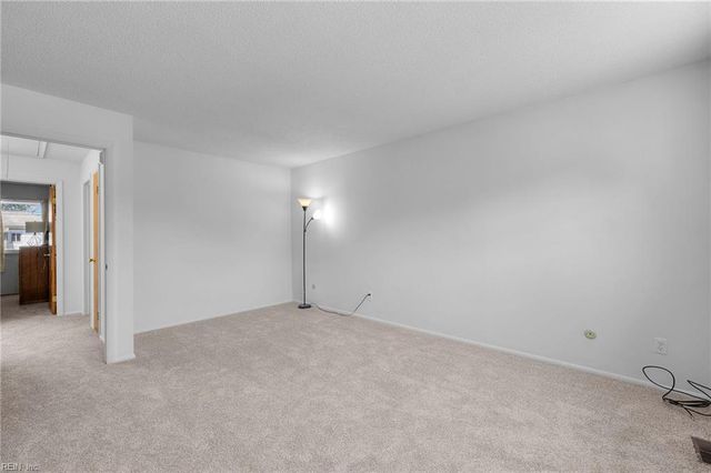 136 Tower DR, Virginia Beach, VA 23462