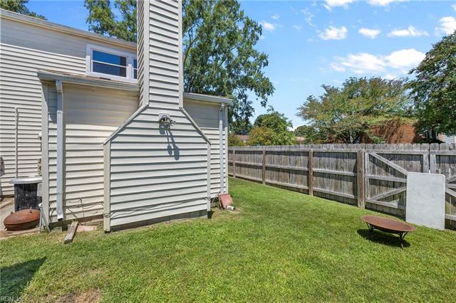 136 Tower DR, Virginia Beach, VA 23462