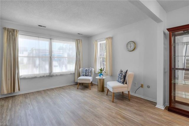 136 Tower DR, Virginia Beach, VA 23462