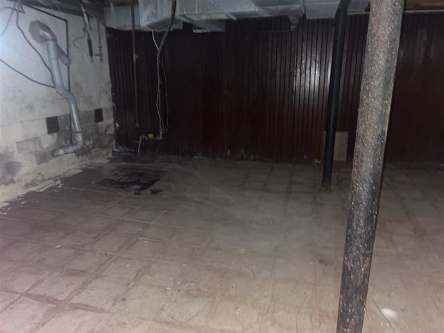 5107 Cadieux Road, Detroit, MI 48224