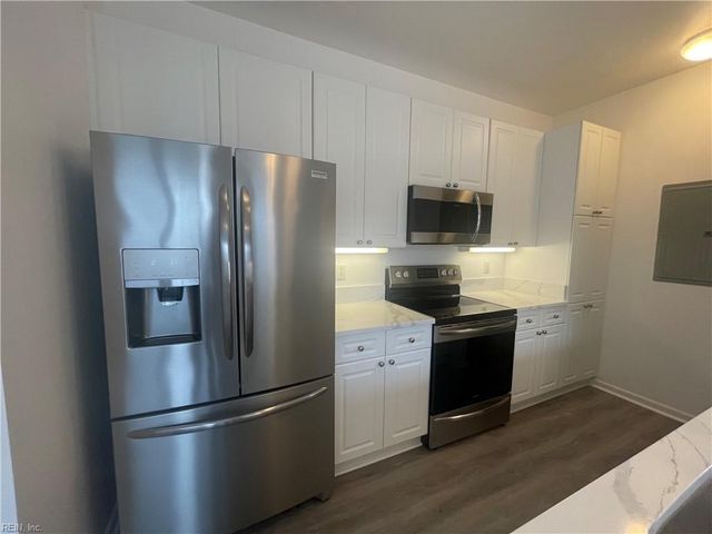 2024 Hardwick CT, Virginia Beach, VA 23454
