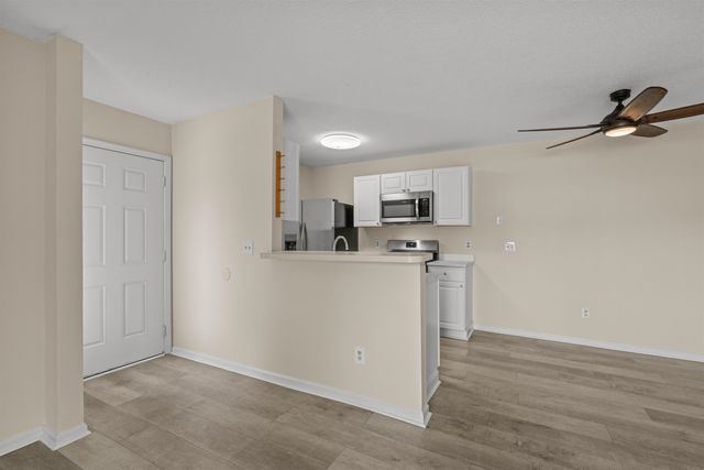 1356 Glenns Bay Rd Apt 202G, Surfside Beach, SC 29575