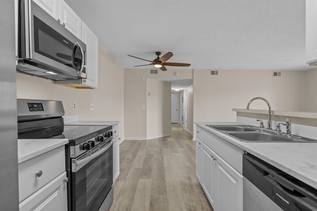 1356 Glenns Bay Rd Apt 202G, Surfside Beach, SC 29575