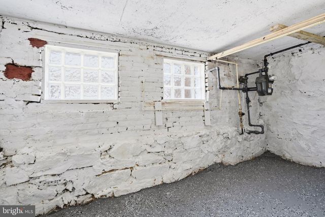1619 APPLETON ST, Baltimore, MD 21217