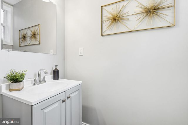 1619 APPLETON ST, Baltimore, MD 21217