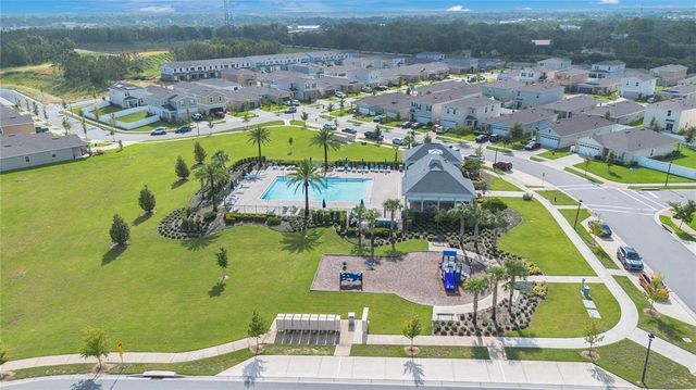 2539 AVALON PARK BOULEVARD, Tavares, FL 32778