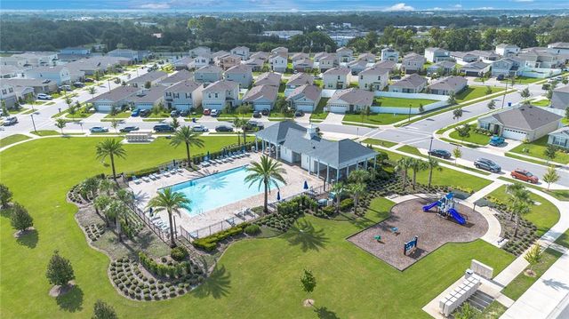 2539 AVALON PARK BOULEVARD, Tavares, FL 32778