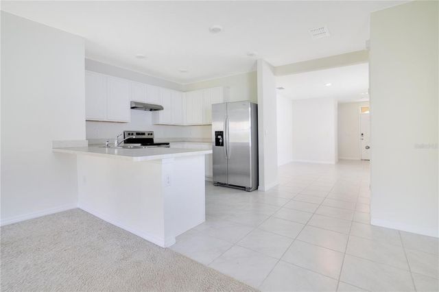 2539 AVALON PARK BOULEVARD, Tavares, FL 32778