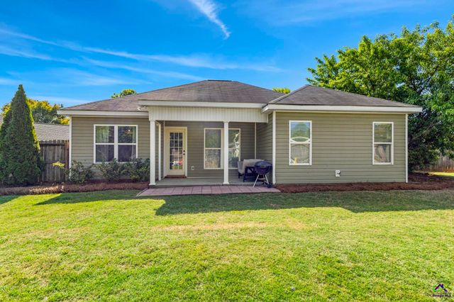 217 Ellington Court, Perry, GA 31069