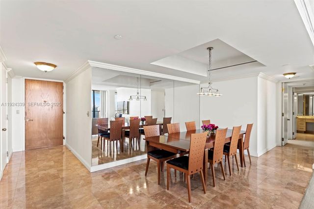 19500 Turnberry Way 26-C, Aventura, FL 33180