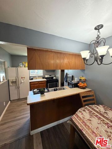 1222 E 18th Street, Bakersfield, CA 93305