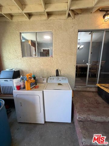 1222 E 18th Street, Bakersfield, CA 93305