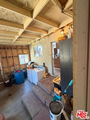 1222 E 18th Street, Bakersfield, CA 93305