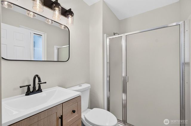 2701 Glen More Street, Kelso, WA 98626