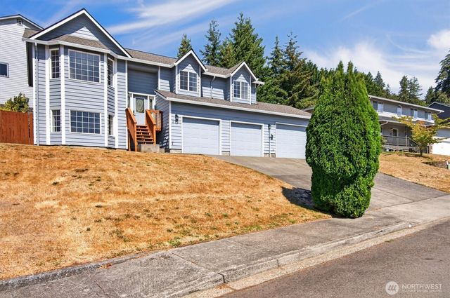 2701 Glen More Street, Kelso, WA 98626