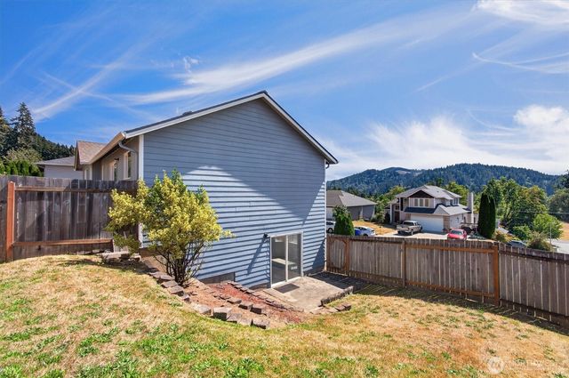 2701 Glen More Street, Kelso, WA 98626
