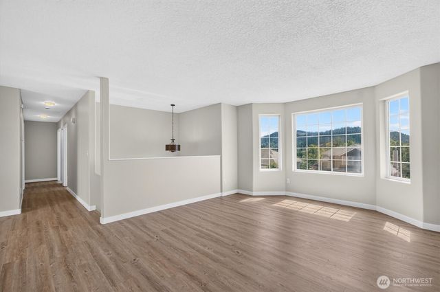 2701 Glen More Street, Kelso, WA 98626