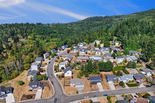2701 Glen More Street, Kelso, WA 98626