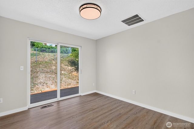 2701 Glen More Street, Kelso, WA 98626
