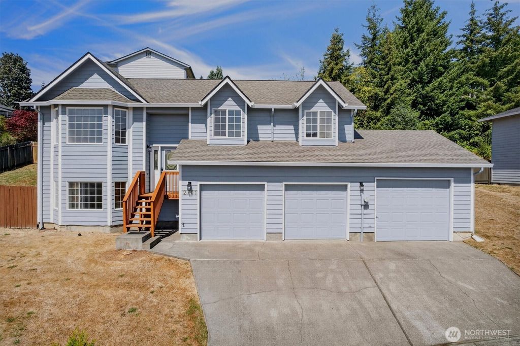 2701 Glen More Street, Kelso, WA 98626