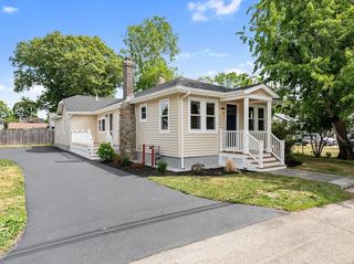 210 Promenade Street, Barrington, RI 02806