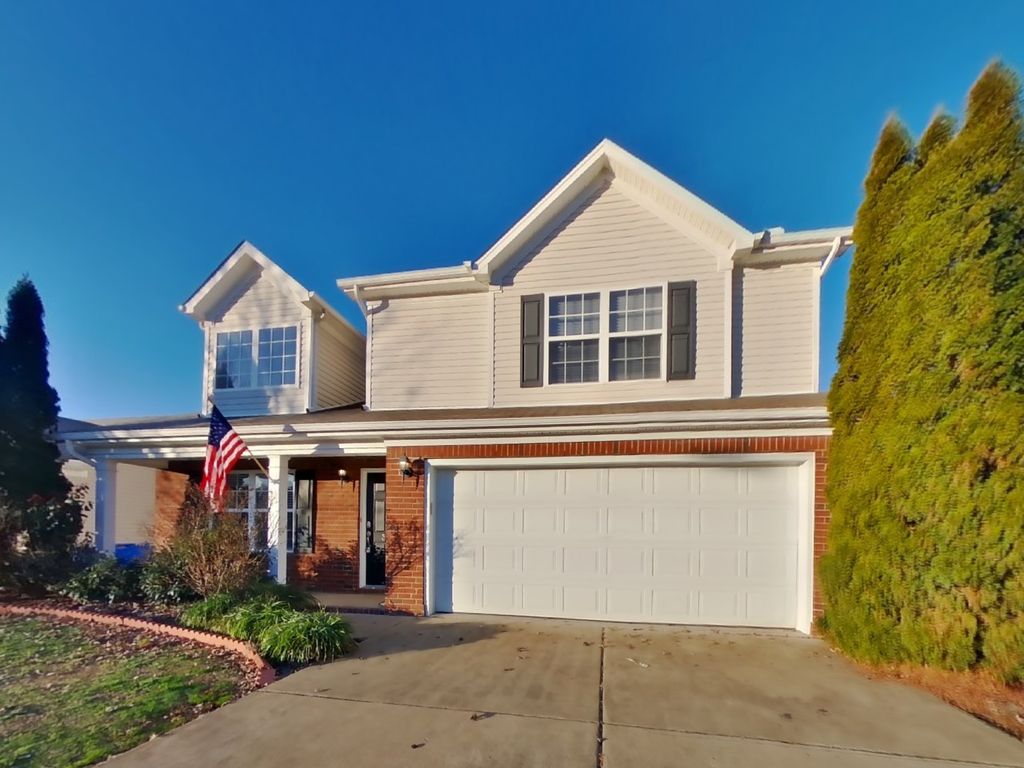 3011 Deer Trail Dr, Spring Hill, TN 37174