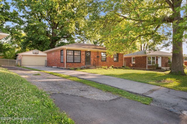 3514 Saint Edwards Dr, Jeffersontown, KY 40299