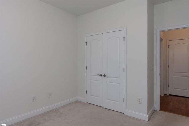 6 Moss Wood Circle, Simpsonville, SC 29681