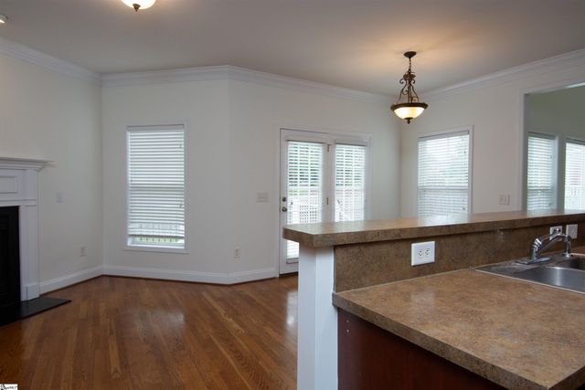 6 Moss Wood Circle, Simpsonville, SC 29681