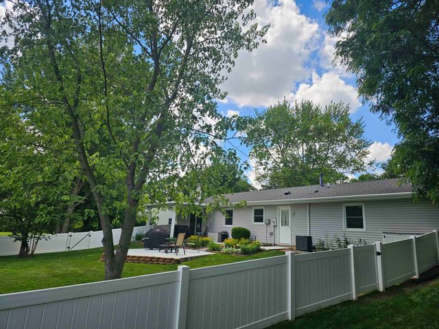 9623 Buck Court, Fort Wayne, IN 46804