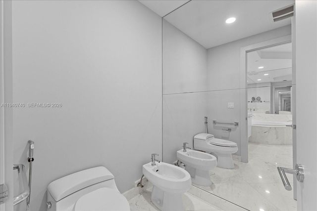 4100 Island Blvd 1702, Aventura, FL 33160