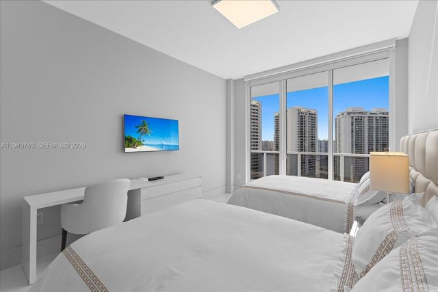 4100 Island Blvd 1702, Aventura, FL 33160