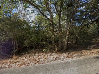 152 Heleakala DR, Bastrop, TX 78602