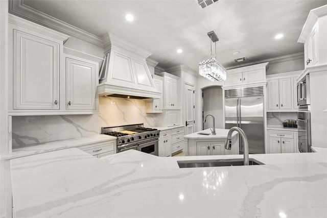 15012 Gaillardia Lane, Oklahoma City, OK 73142