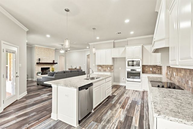 127 Preakness Drive, Willow Park, TX 76087