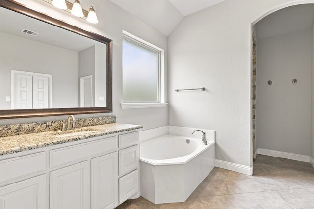 127 Preakness Drive, Willow Park, TX 76087