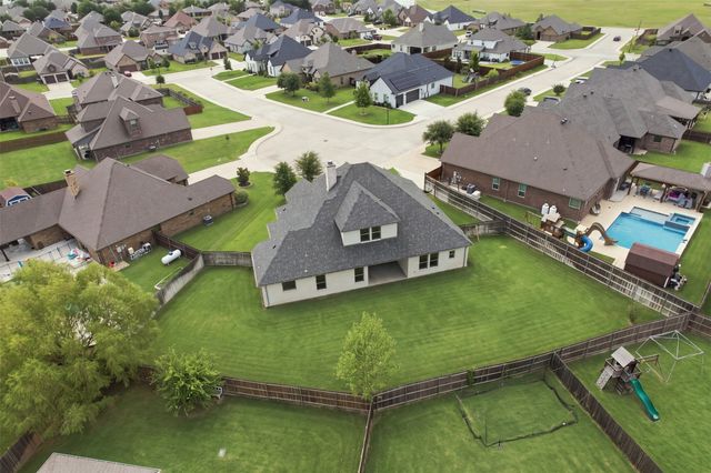 127 Preakness Drive, Willow Park, TX 76087