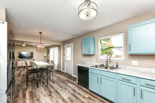 14486 Angel Berry Circle, Fishers, IN 46038